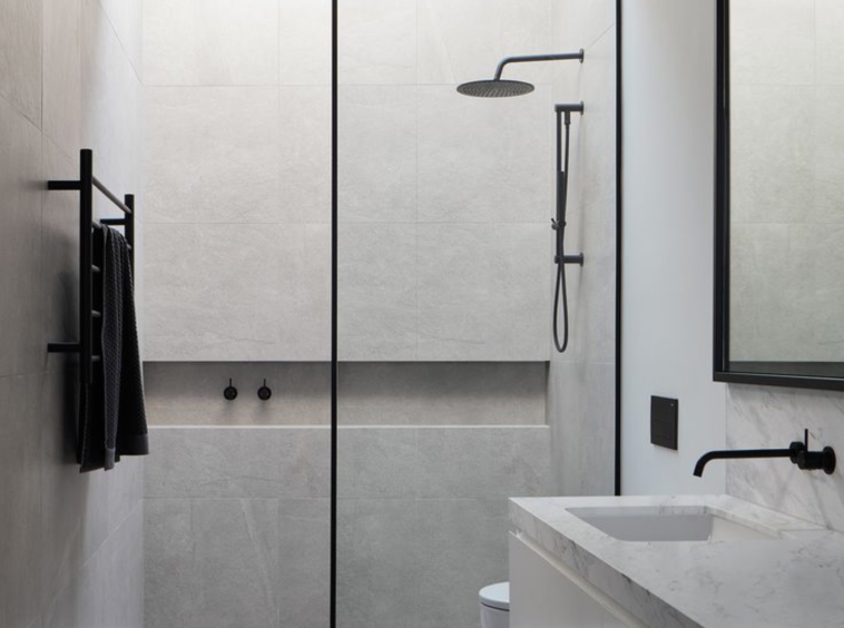 Beautiful Modern Bathroom